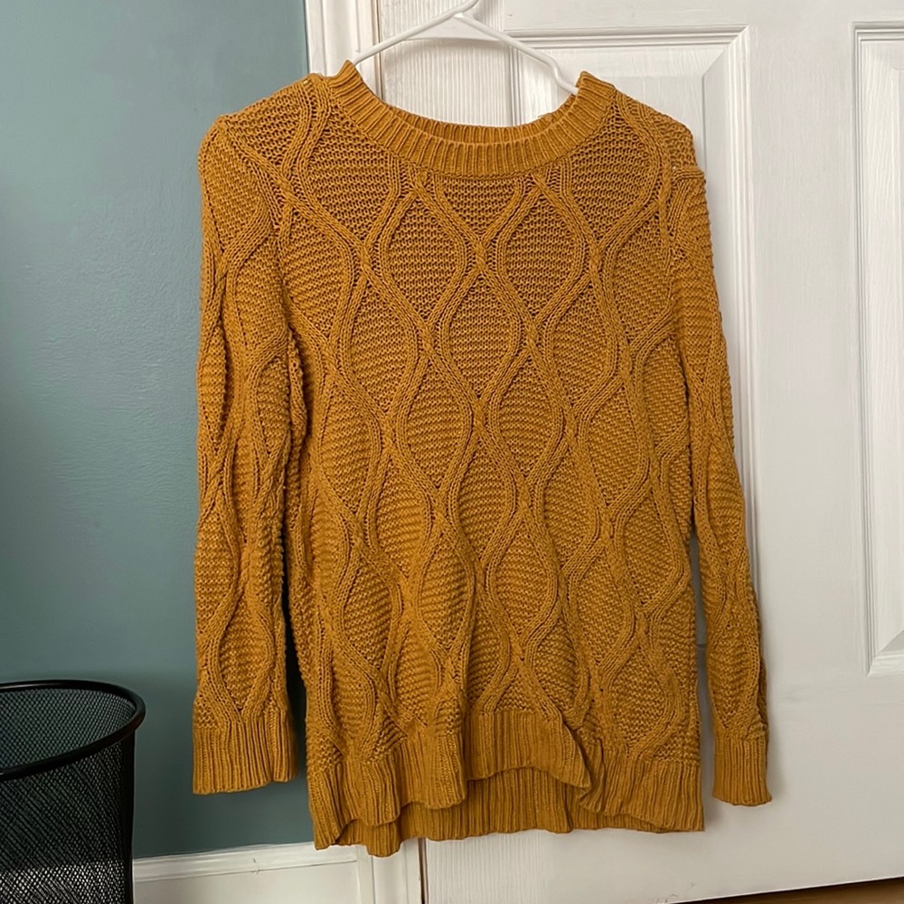 Old Navy Sweater